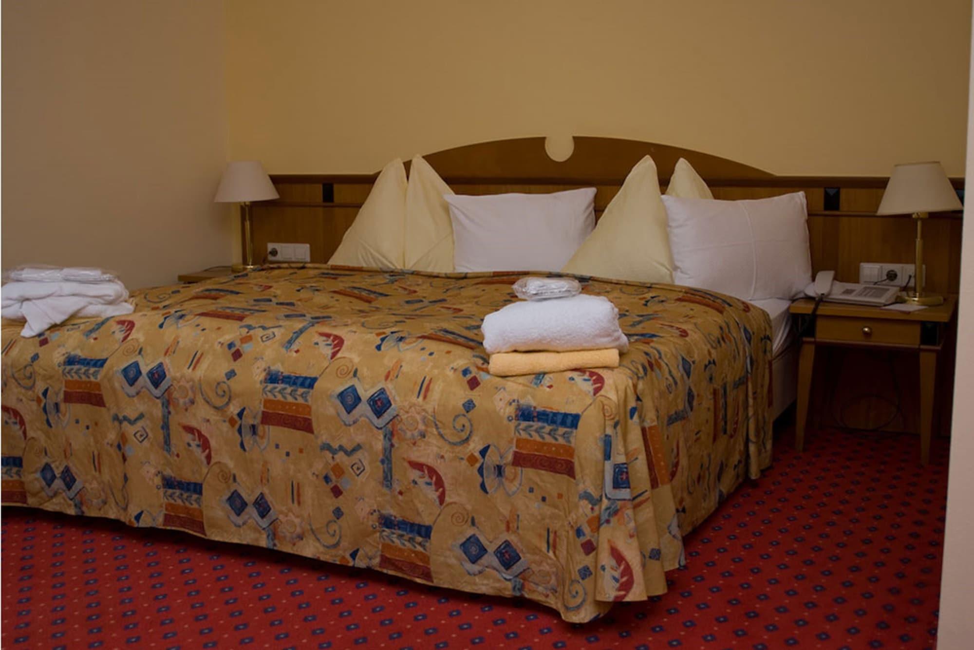 Thermal Resort Hotel Elisabethpark Bad Gastein Exterior photo