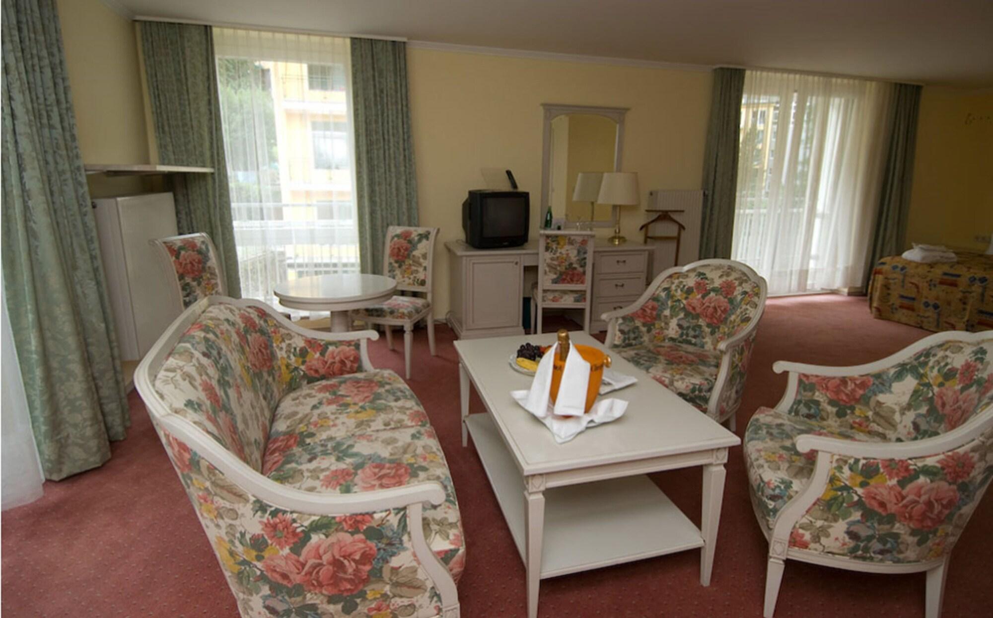 Thermal Resort Hotel Elisabethpark Bad Gastein Exterior photo